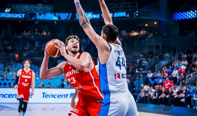 字母哥快攻, 男篮欧锦赛